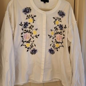 SANCTUARY Button front blouse with embroidered flowers